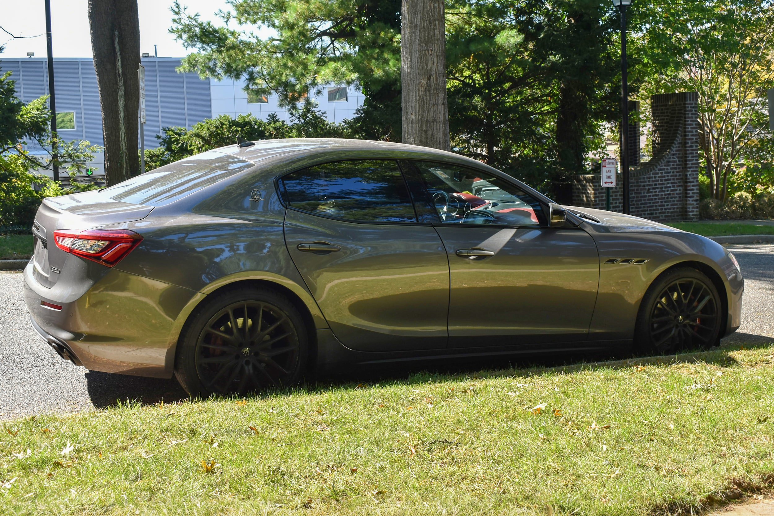 Used 2019 Maserati Ghibli S RWD image 9