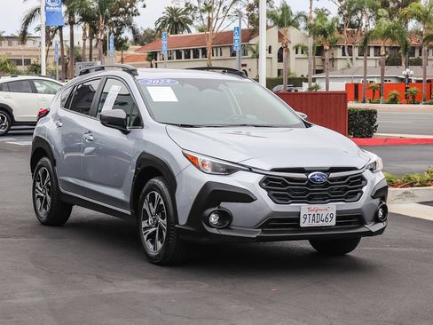 Certified 2025 Subaru Crosstrek 2.5i Premium AWD/4WD image 3