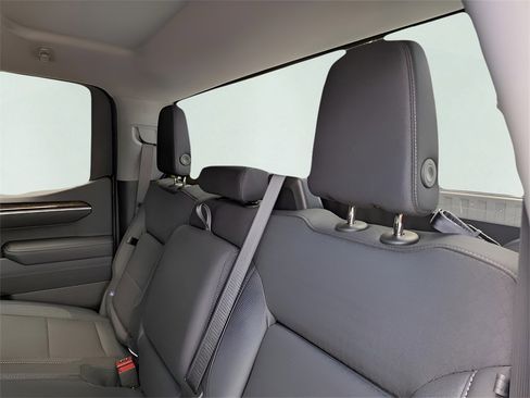 New 2026 GMC Sierra 1500 Elevation image 18