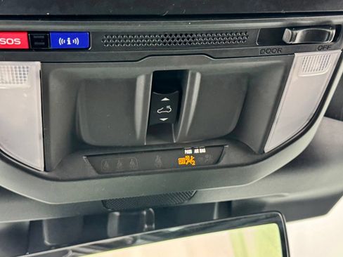 New 2026 Subaru Forester Touring AWD/4WD image 31