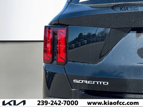 New 2026 Kia Sorento S image 10
