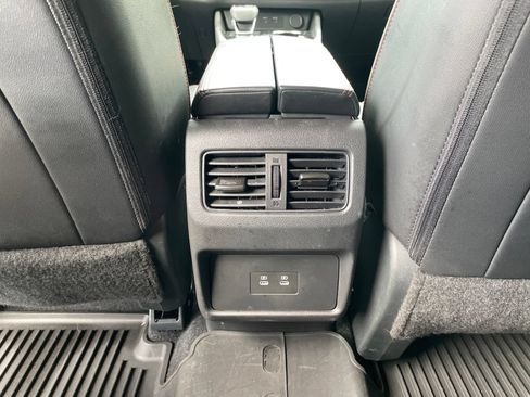 Used 2025 Nissan Rogue SV AWD/4WD image 34