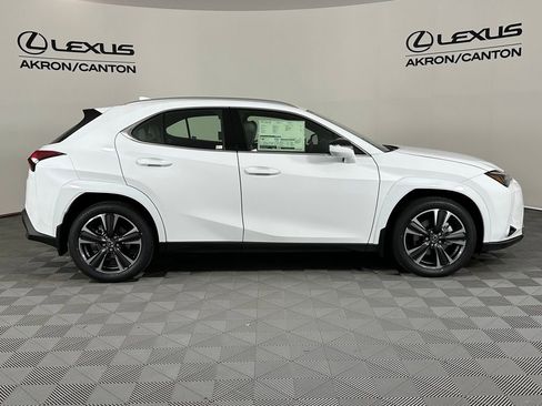 New 2026 Lexus UX 300h AWD image 6