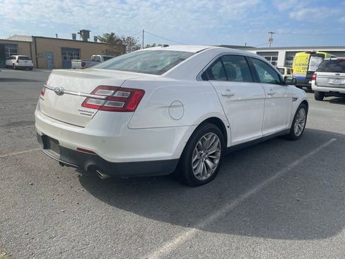 Used 2017 Ford Taurus Limited image 2