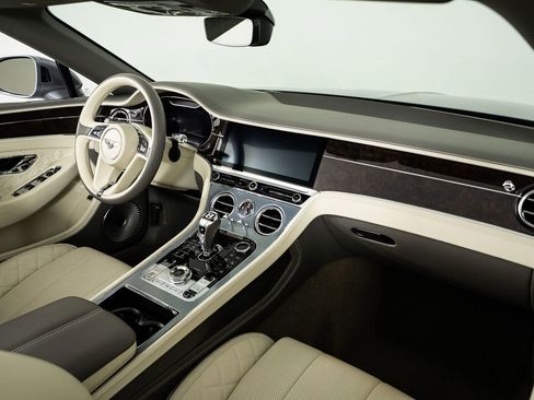 Used 2020 Bentley Continental GT image 51