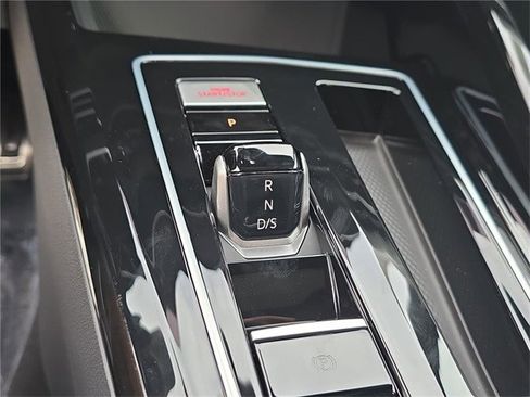 New 2026 Volkswagen GTI SE image 19