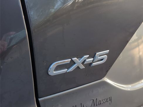 Used 2019 MAZDA CX-5 Touring image 10