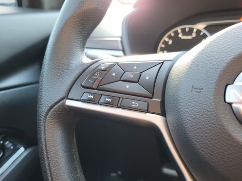 Used 2023 Nissan Altima 2.5 SV image 21