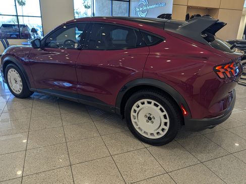 New 2025 Ford Mustang Mach-E GT image 4