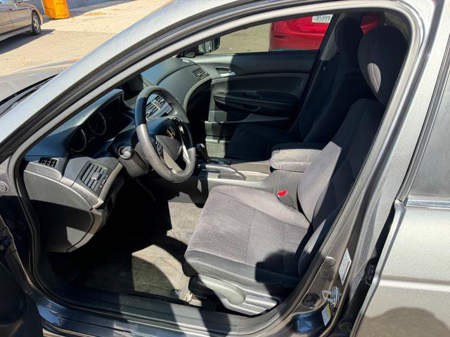 Used 2012 Honda Accord LX image 8