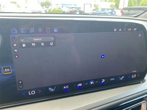 Certified 2025 Chevrolet Traverse LT image 14