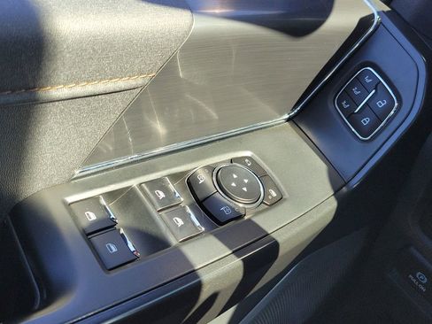 Used 2023 Ford F150 Raptor image 16