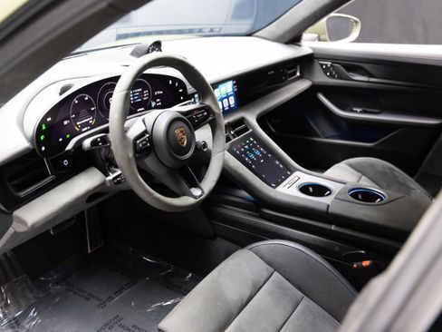 Used 2023 Porsche Taycan GTS image 45