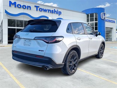 Used 2024 Honda HR-V Sport image 6