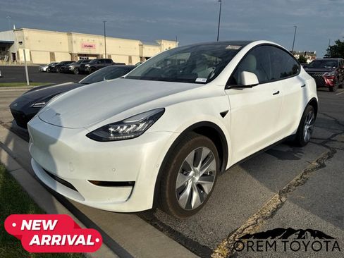 Used 2021 Tesla Model Y Long Range AWD/4WD image 17