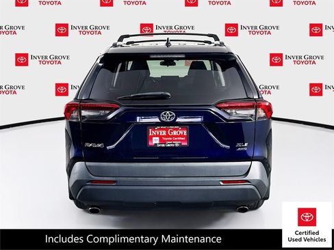 Certified 2020 Toyota RAV4 XLE w/ Convenience Package AWD/4WD image 6