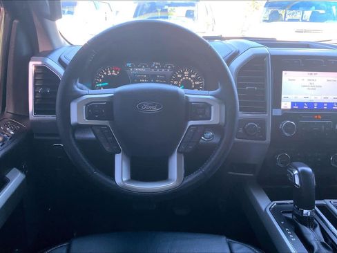 Used 2020 Ford F150 Lariat w/ FX4 Off-Road Package image 5