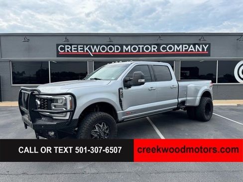 Used 2024 Ford F350 Lariat w/ Lariat Ultimate Package AWD/4WD image 1