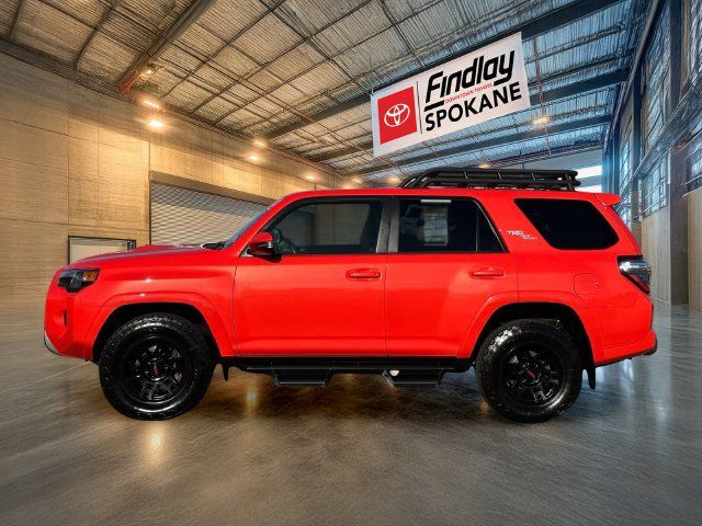 Certified 2024 Toyota 4Runner TRD Off-Road Premium w/ Moonroof Package AWD/4WD image 3