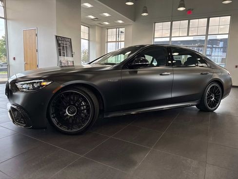 New 2025 Mercedes-Benz S 63 AMG S image 2
