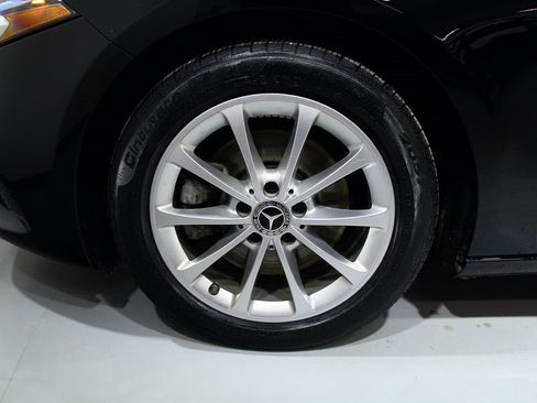 Used 2020 Mercedes-Benz A 220 A 220 image 16