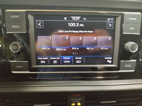 Used 2020 Volkswagen Jetta SE FWD image 25