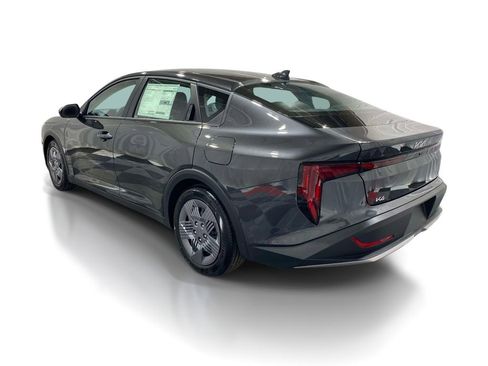 New 2026 Kia K4 FWD image 2