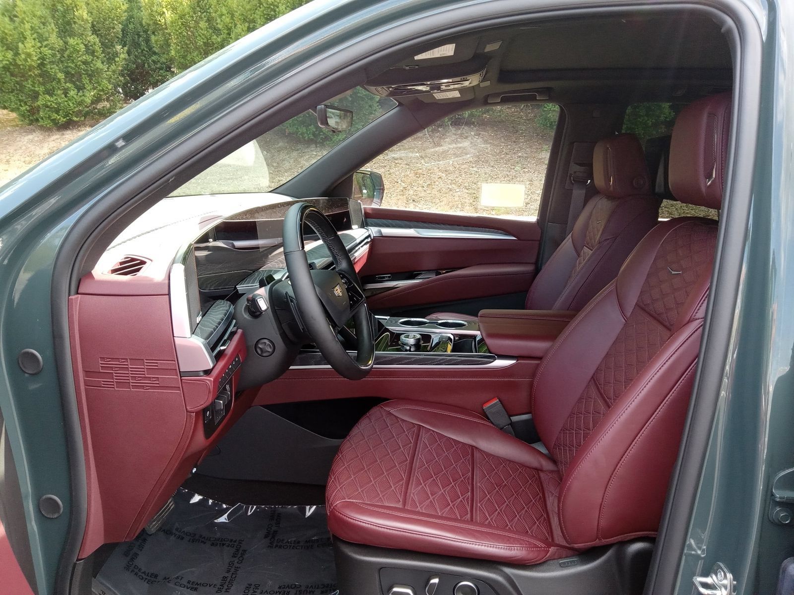 Certified 2026 Cadillac Escalade Sport w/ Touring Package AWD/4WD image 11