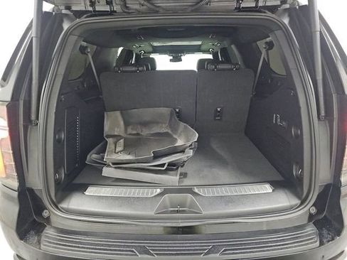 Used 2025 Chevrolet Suburban RST w/ Comfort Package image 18