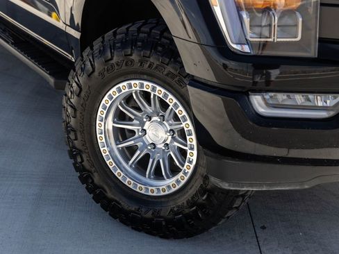 Used 2022 Ford F150 Lariat image 9