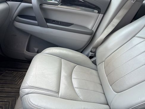 Used 2017 Buick Enclave Premium w/ Experience Buick Package AWD/4WD image 13