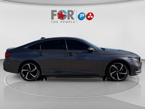 Used 2019 Honda Accord Sport image 14