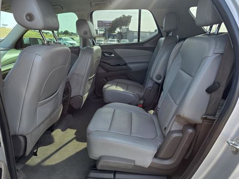 Used 2020 Chevrolet Traverse Premier AWD/4WD image 13