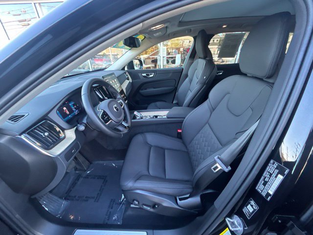 Used 2026 Volvo XC60 B5 Plus AWD/4WD image 20