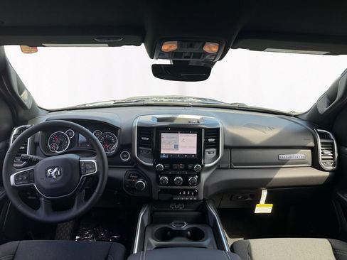 New 2026 RAM 1500 Big Horn AWD/4WD image 10