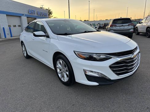 Used 2024 Chevrolet Malibu LT FWD image 11