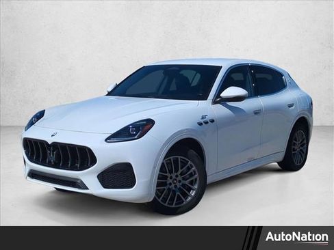 Used 2024 Maserati Grecale GT image 1