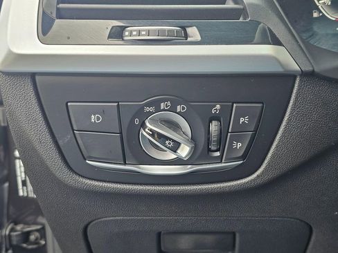 Used 2021 BMW X3 xDrive30e w/ Executive Package image 24