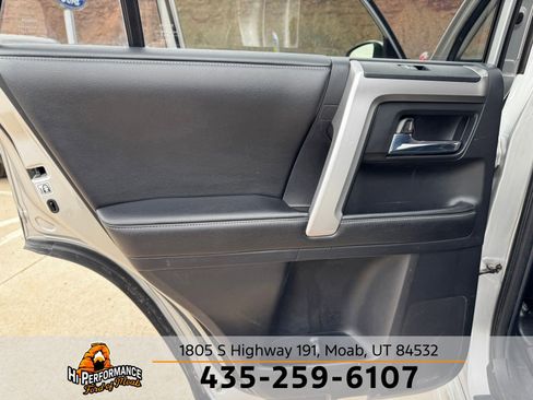 Used 2015 Toyota 4Runner Limited image 46