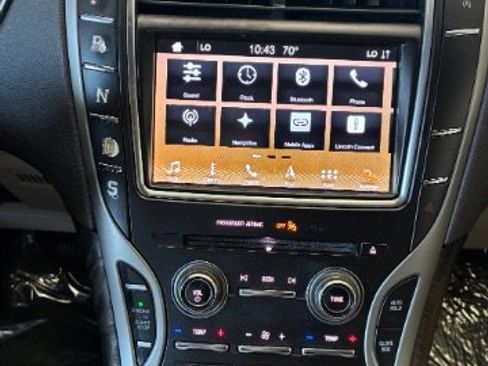 Used 2019 Lincoln Nautilus Reserve AWD/4WD image 21