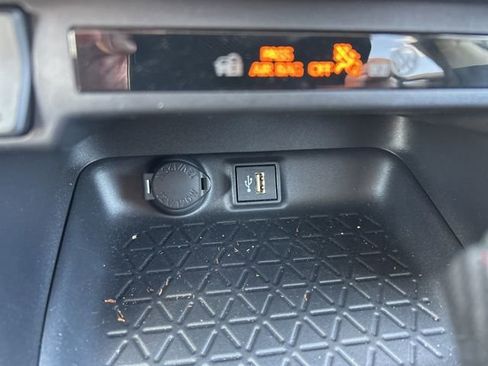 Used 2025 Toyota RAV4 XLE image 15