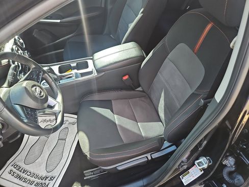 Used 2024 Nissan Sentra SR image 11