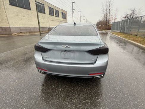 Used 2015 Hyundai Genesis 3.8 image 12