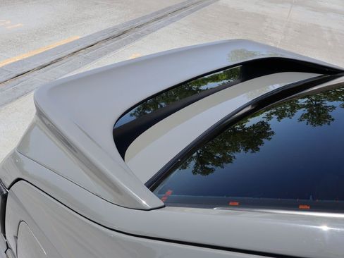 Used 1989 Ford Mustang GT RWD image 10