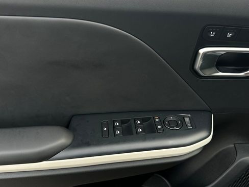 New 2025 Kia K4 GT-Line Turbo image 11