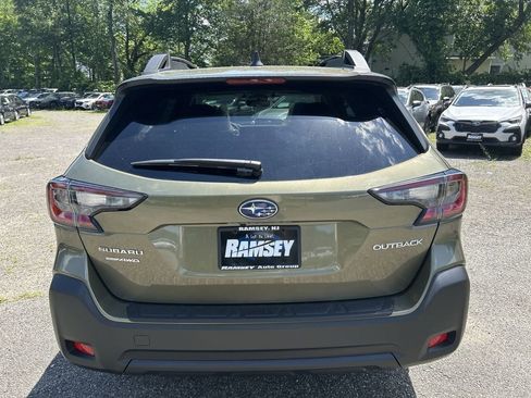 Used 2025 Subaru Outback Premium image 7