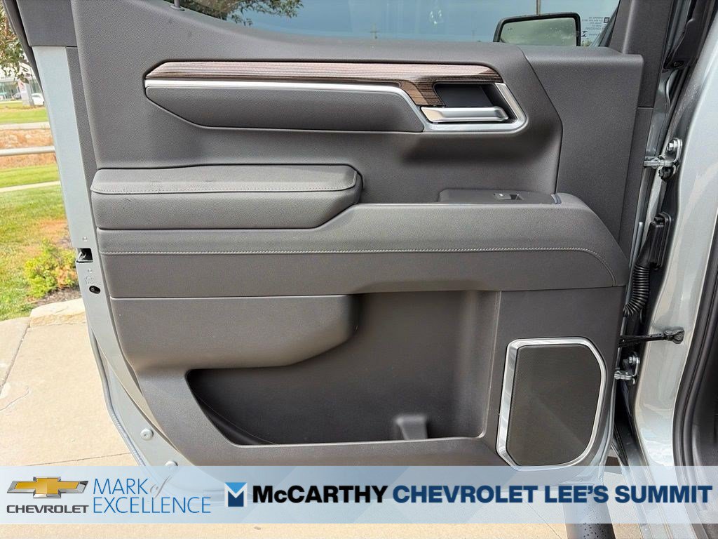 New 2026 Chevrolet Silverado 1500 RST w/ Convenience Package II AWD/4WD image 22