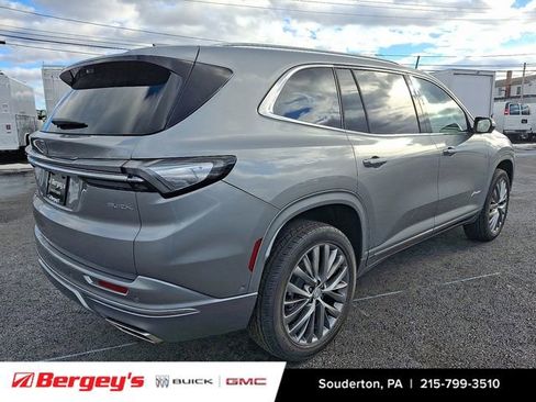 New 2026 Buick Enclave Avenir w/ Super Cruise Package image 4