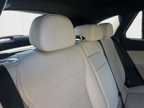 New 2026 Mercedes-Benz GLC 300 image 21