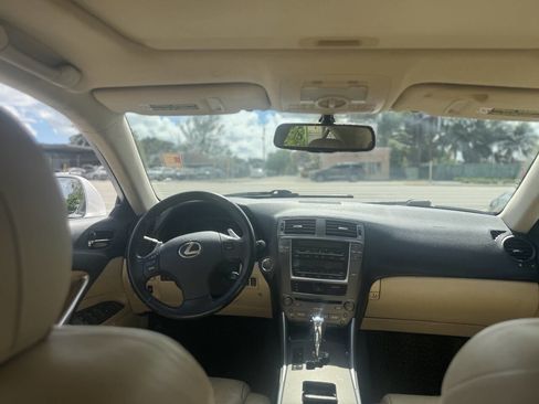 Used 2008 Lexus IS 250 image 10